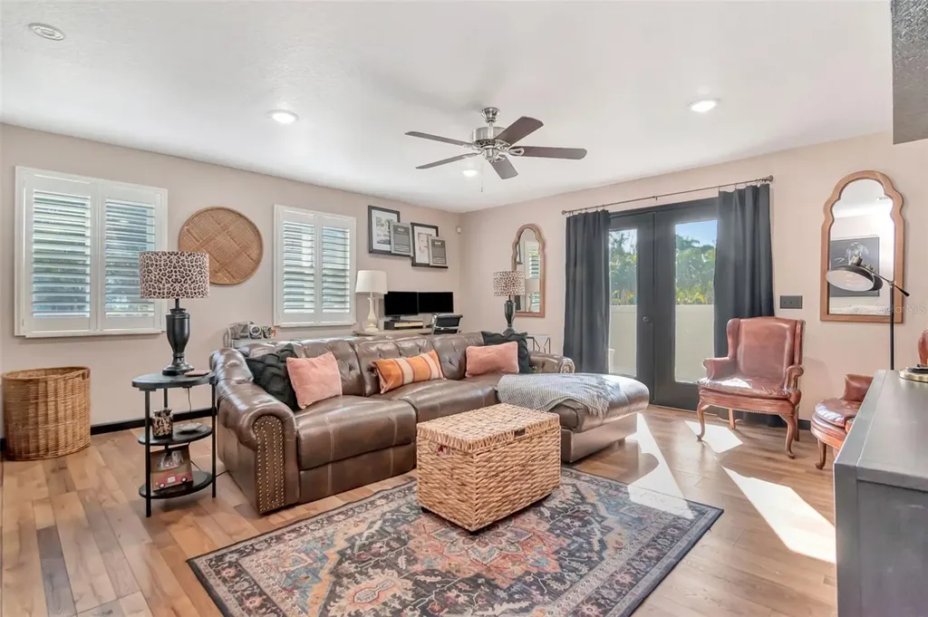 5802 S 3rd Street Tampa FL 33611