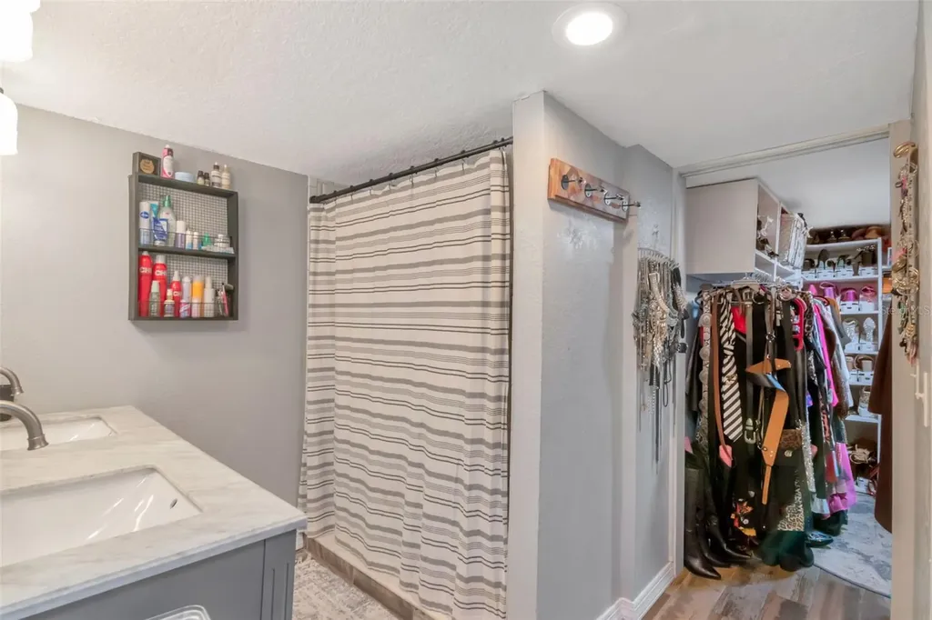 5802 S 3rd Street Tampa FL 33611
