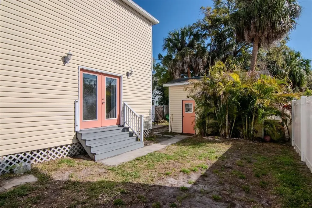 5802 S 3rd Street Tampa FL 33611