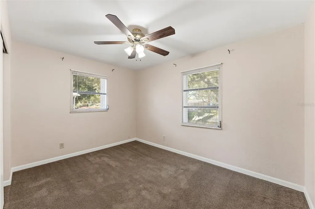 8461 56th Street N Pinellas Park FL 33781
