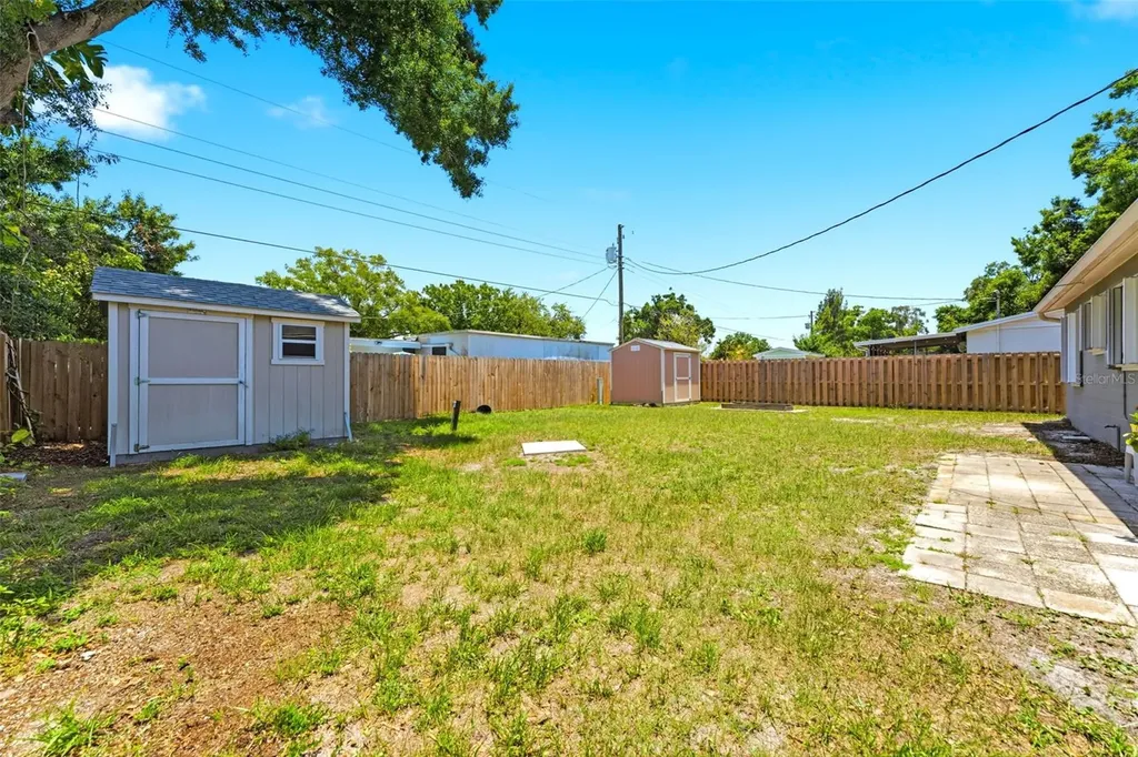8461 56th Street N Pinellas Park FL 33781