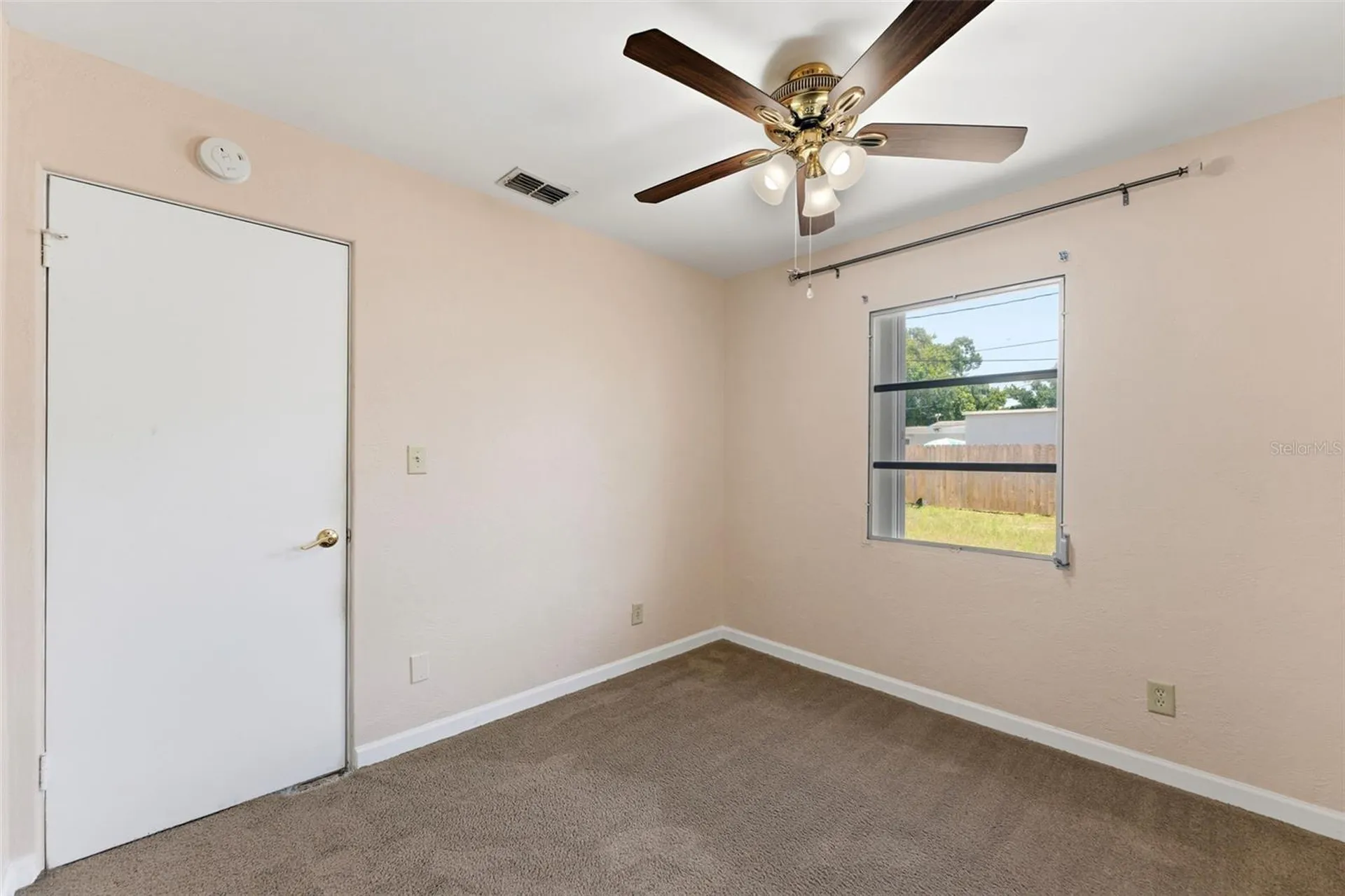 8461 56th Street N Pinellas Park FL 33781