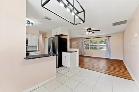 8461 56th Street N Pinellas Park FL 33781