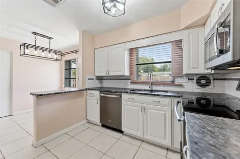 8461 56th Street N Pinellas Park FL 33781