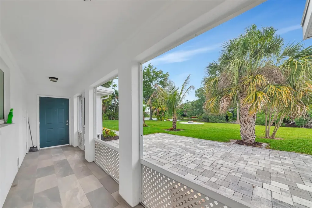 6211 Canary Street Sarasota FL 34241