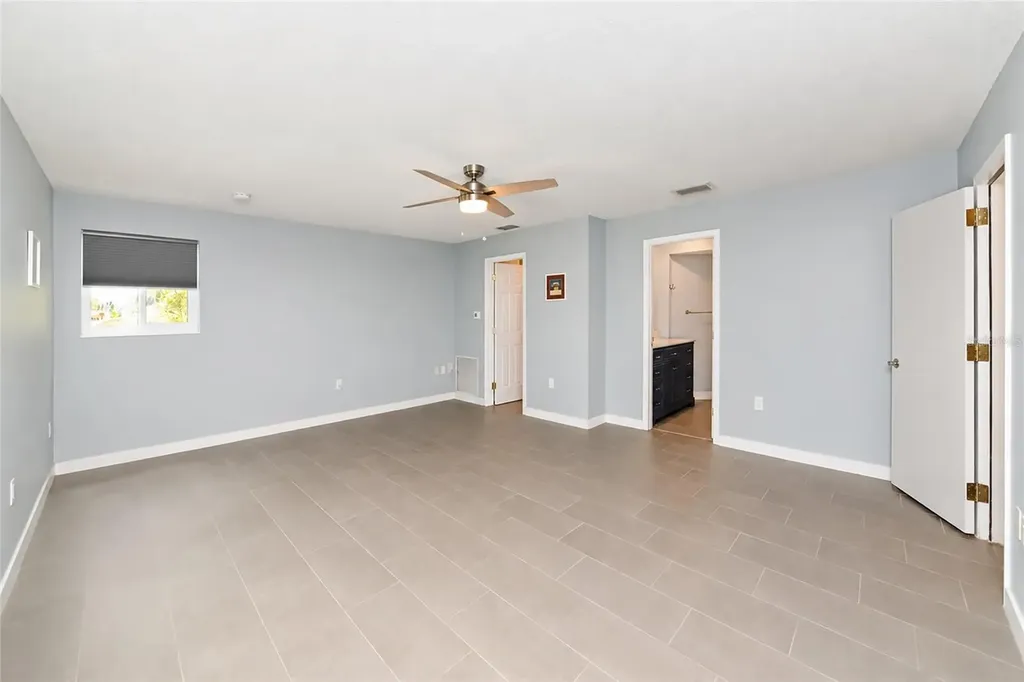 6211 Canary Street Sarasota FL 34241