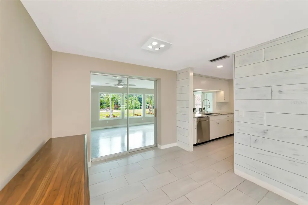 6211 Canary Street Sarasota FL 34241
