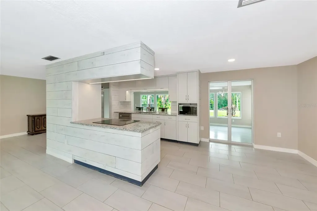 6211 Canary Street Sarasota FL 34241