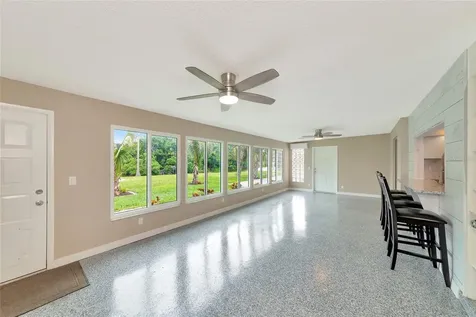 6211 Canary Street Sarasota FL 34241