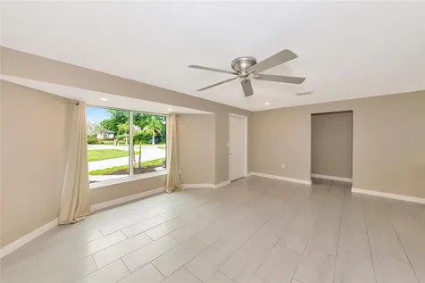6211 Canary Street Sarasota FL 34241