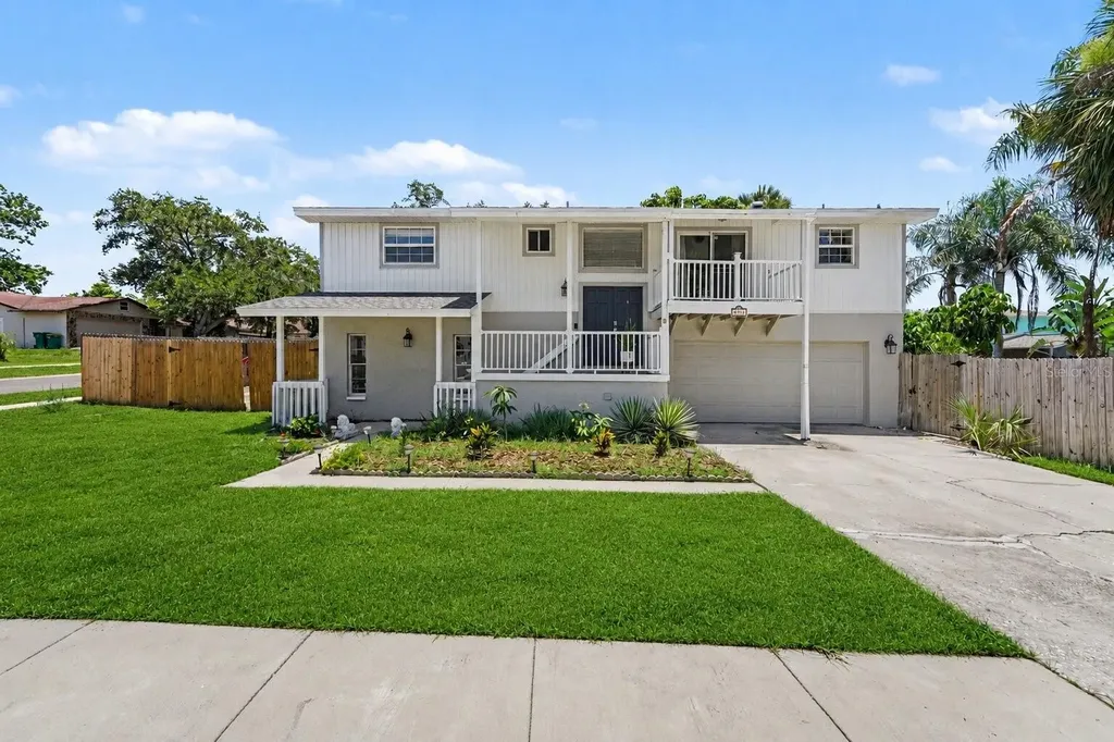 4941 Cardinal Trail Palm Harbor FL 34683