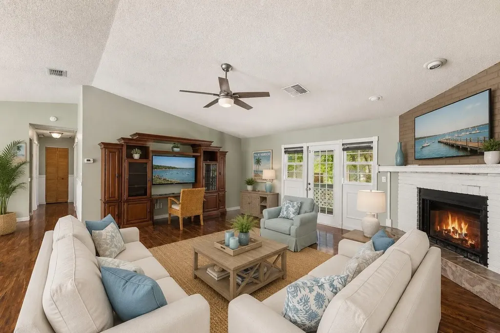 4941 Cardinal Trail Palm Harbor FL 34683