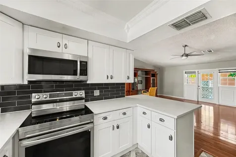4941 Cardinal Trail Palm Harbor FL 34683