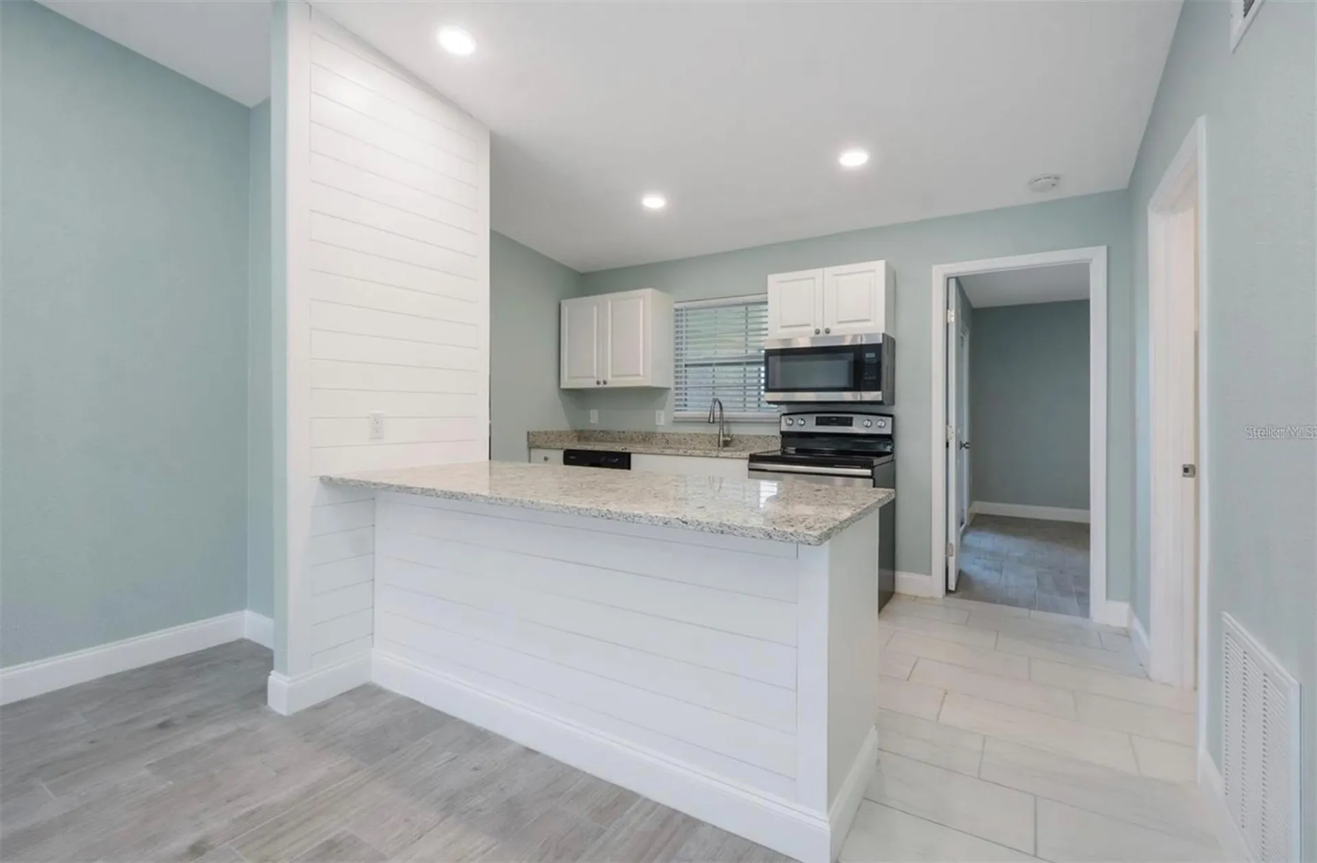 1184 Woodman Way Orlando FL 32818