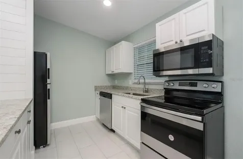 1184 Woodman Way Orlando FL 32818