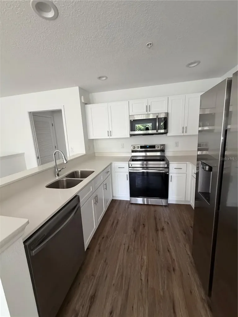 2575 6th Avenue Drive E Bradenton FL 34208