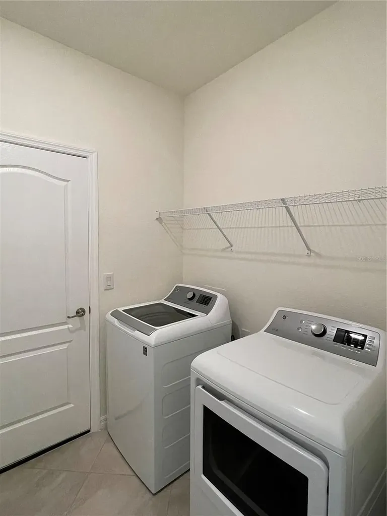 5127 Tobermory Way Bradenton FL 34211