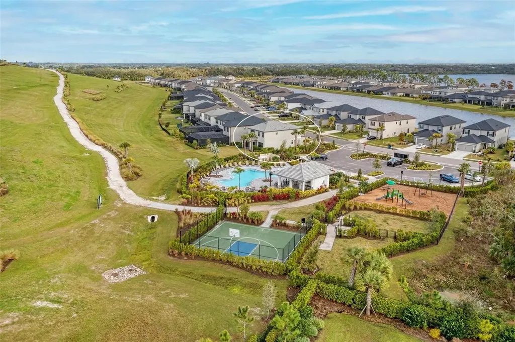 5564 Summit Glen Bradenton FL 34203