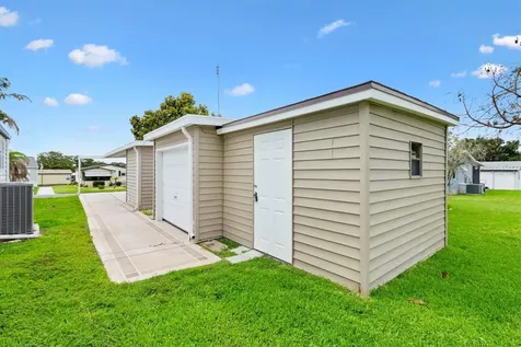 1534 Hillcrest Drive The Villages FL 32159