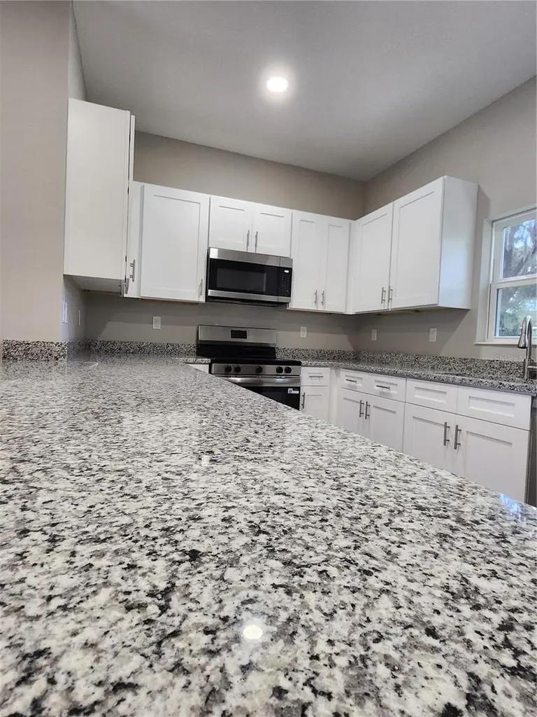 5016 Finders Court Tampa FL 33617