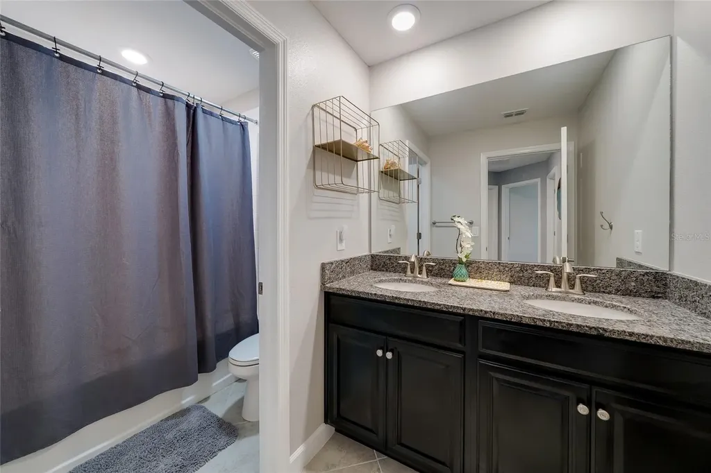 9646 Ivory Drive Ruskin FL 33573
