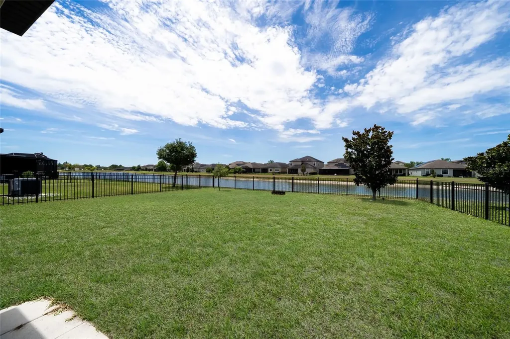 9646 Ivory Drive Ruskin FL 33573