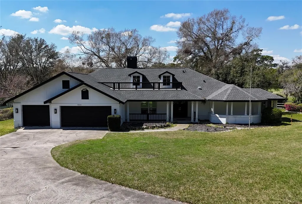 5331 Saddlebrook Way Wesley Chapel FL 33543