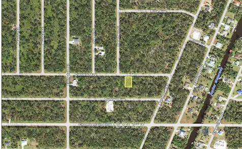 14275 Daniels Avenue Port Charlotte FL 33953