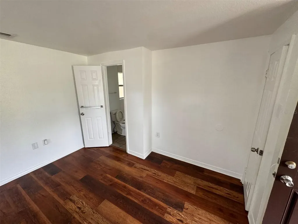 4823 9th Street Zephyrhills FL 33542