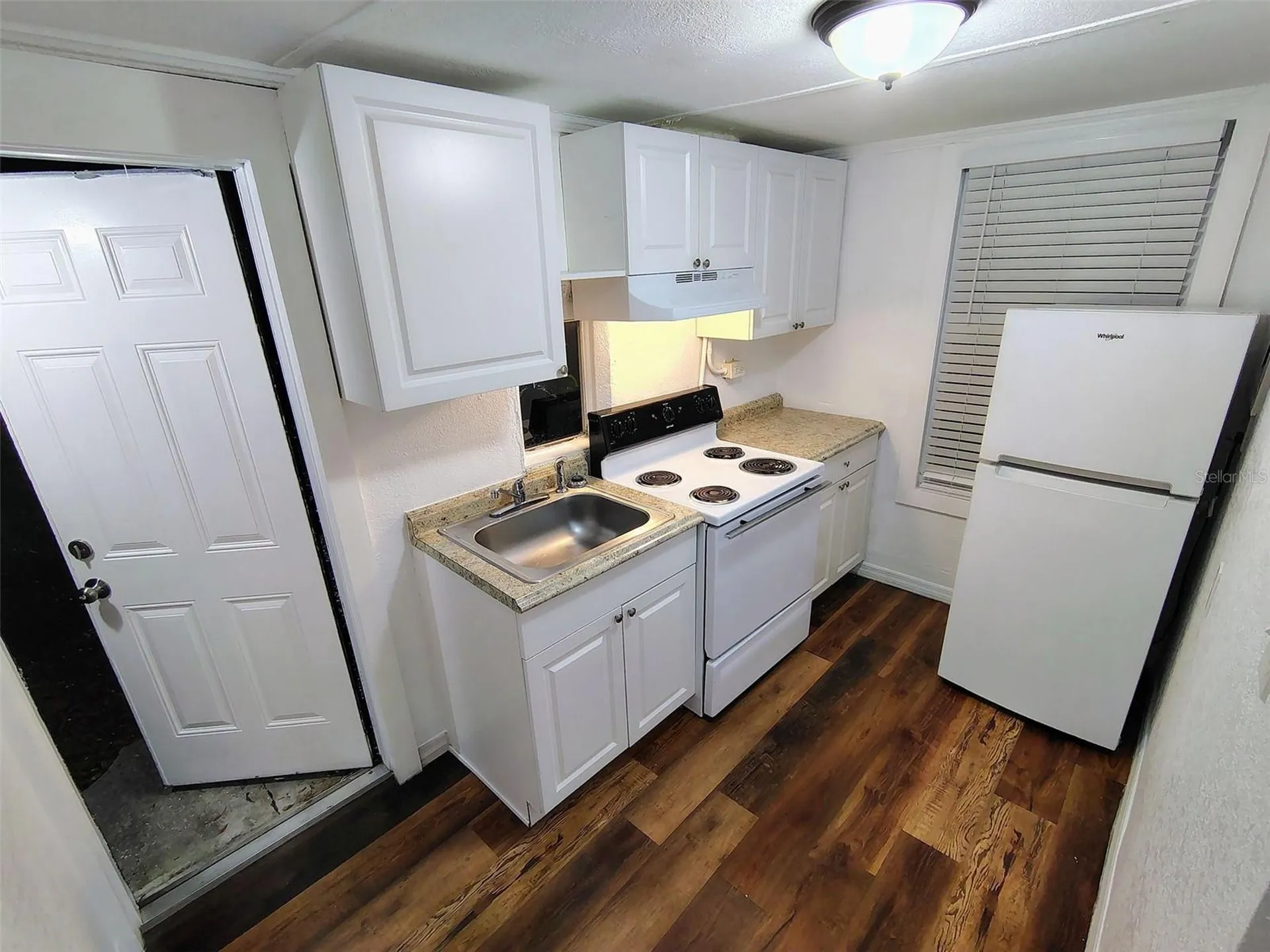 4823 9th Street Zephyrhills FL 33542