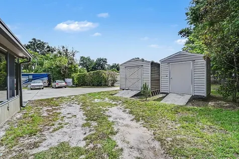 633 S Delaware Avenue Deland FL 32720