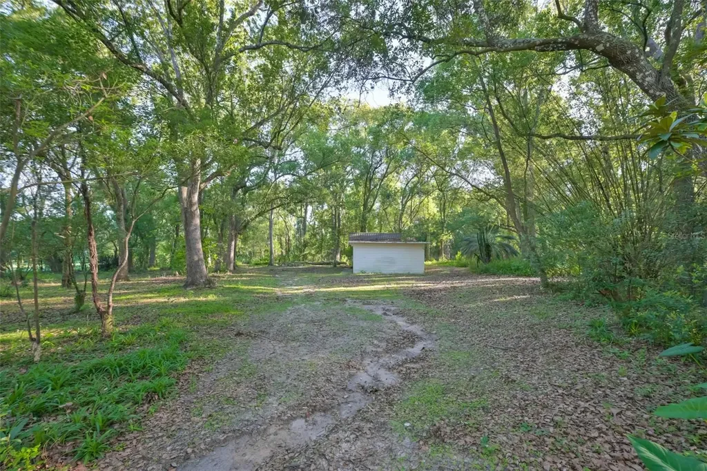 36625 Lake Pasadena Road Dade City FL 33525