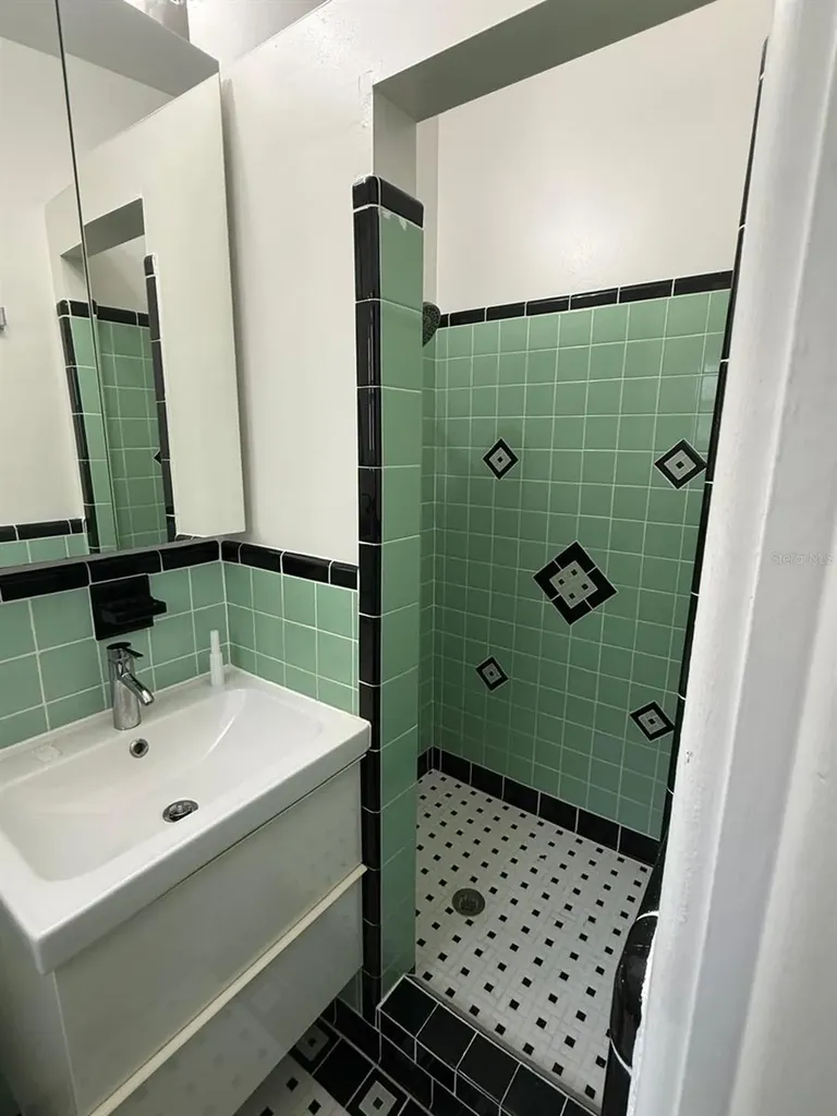 2819 Rogan Road Orlando FL 32812