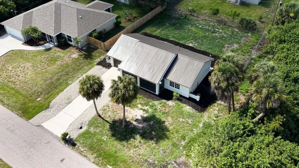 18083 Regan Avenue Port Charlotte FL 33948