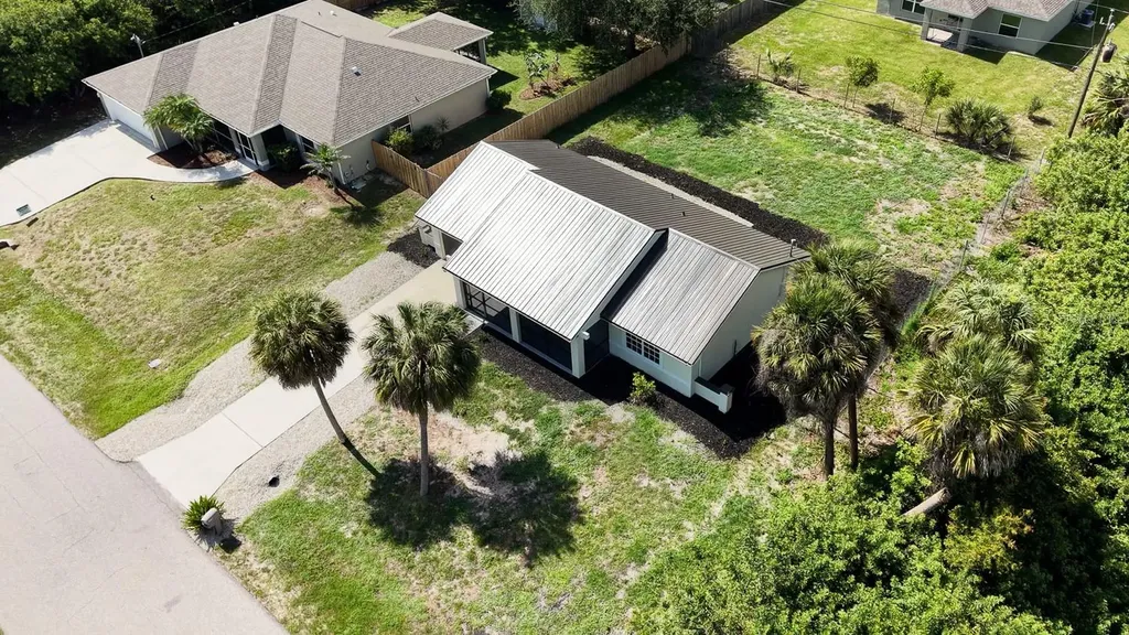 18083 Regan Avenue Port Charlotte FL 33948