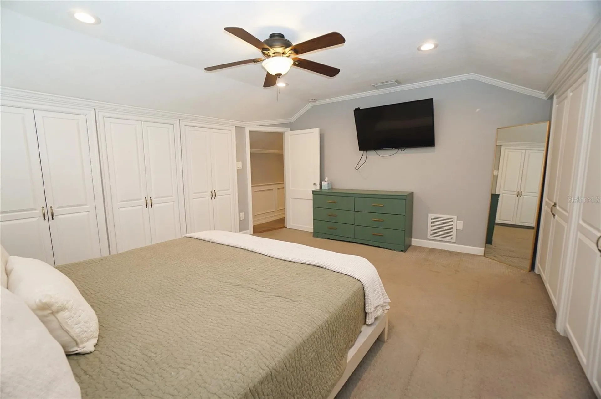 4108 W Azeele Street Tampa FL 33609