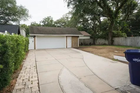 4108 W Azeele Street Tampa FL 33609