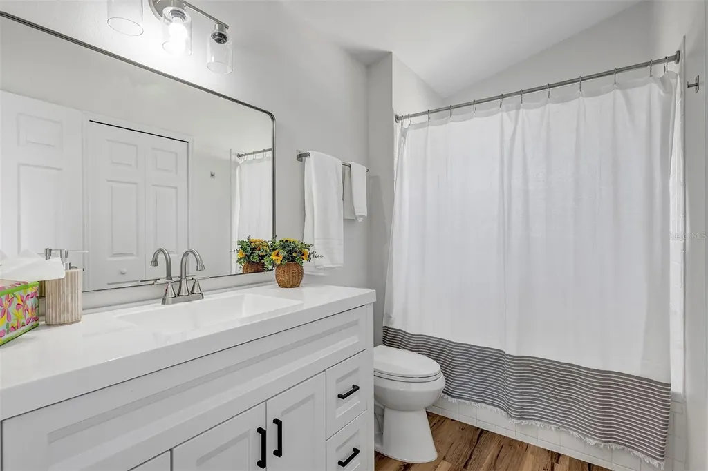 8360 Fort Clinch Avenue Orlando FL 32822