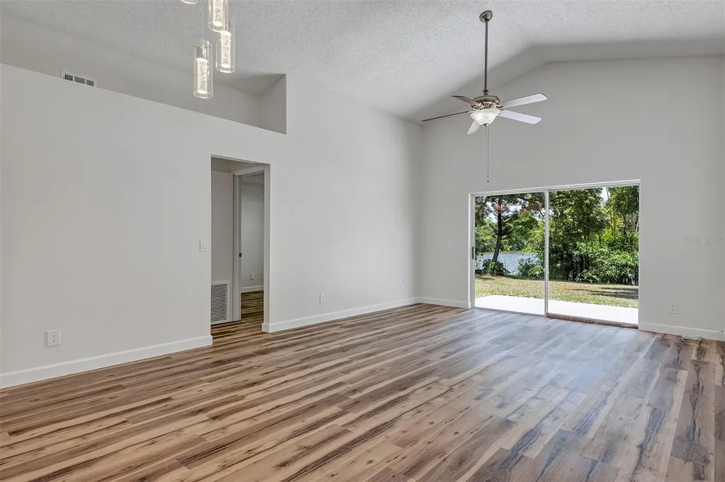 8360 Fort Clinch Avenue Orlando FL 32822