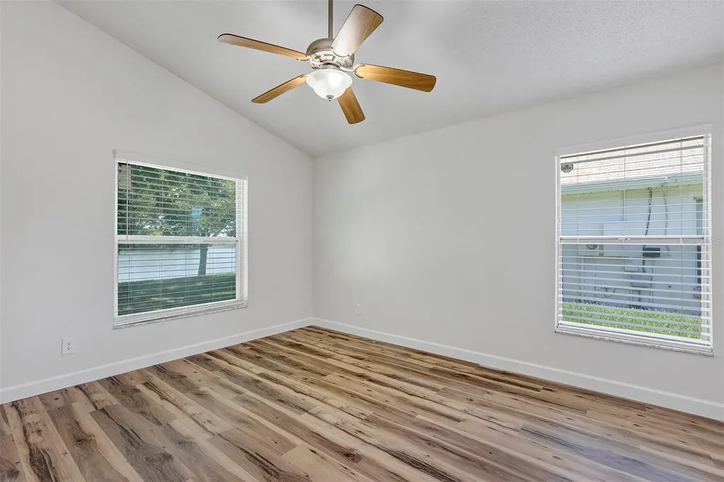 8360 Fort Clinch Avenue Orlando FL 32822