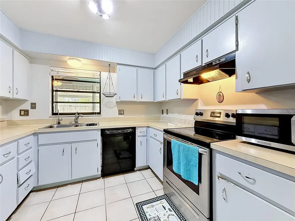 2908 Bridgegate Court Orlando FL 32822