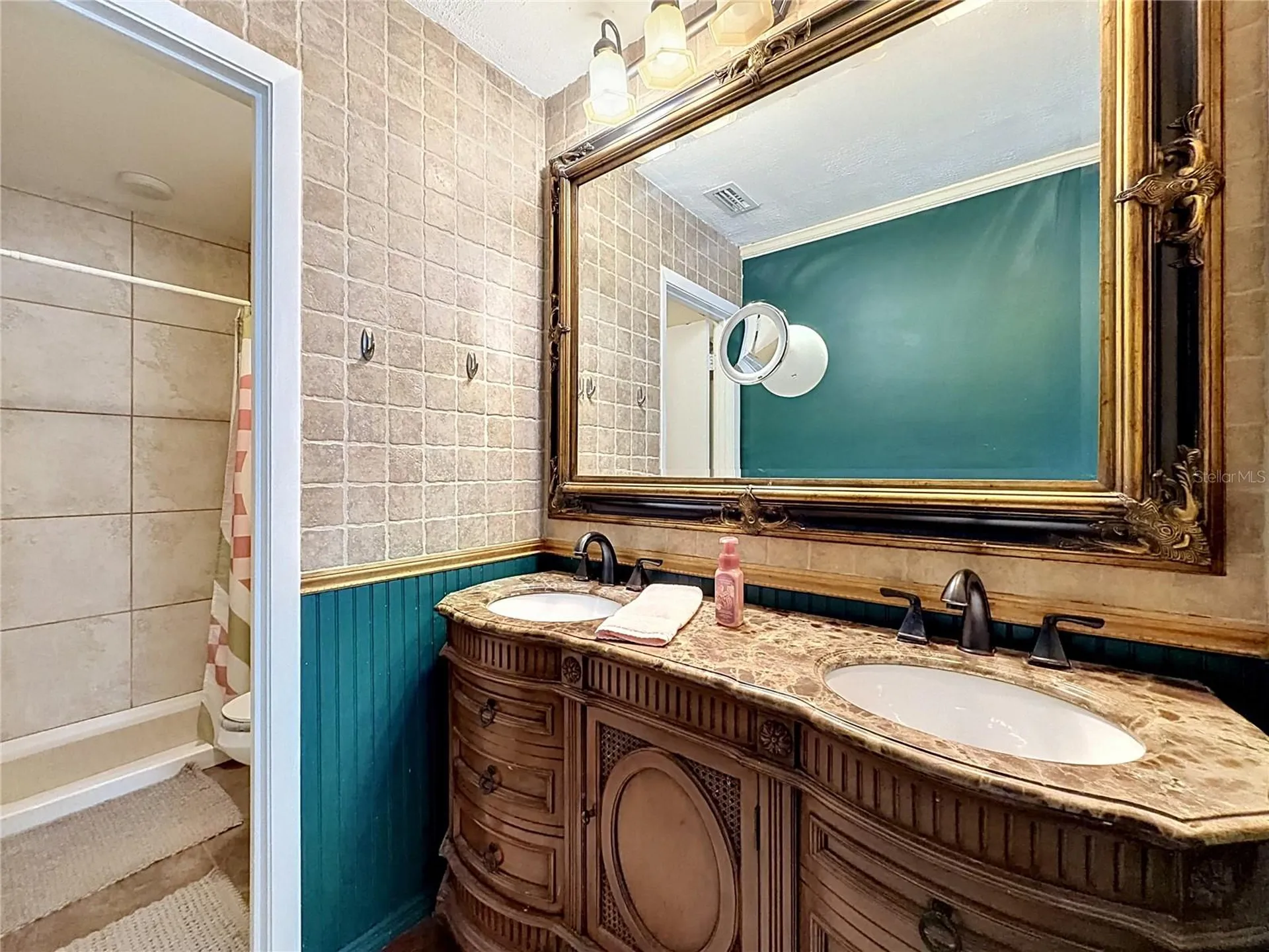 2908 Bridgegate Court Orlando FL 32822