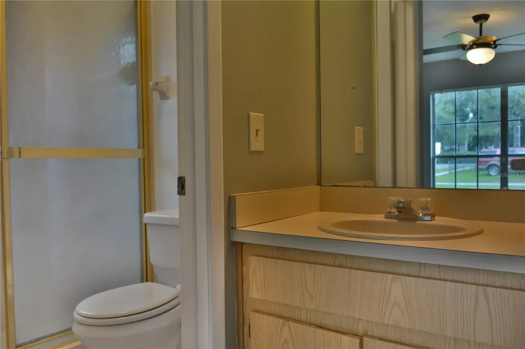 10002 Turkey Trot Place Tampa FL 33637