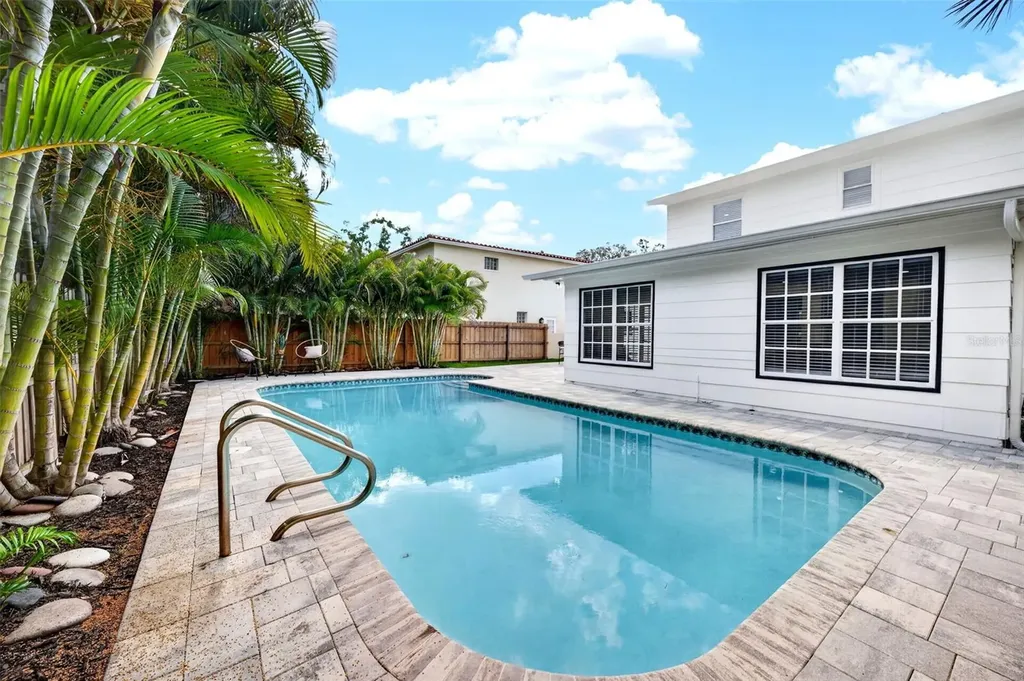 4912 W Dryad Street Tampa FL 33629