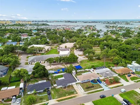 11490 59th Terrace Seminole FL 33772