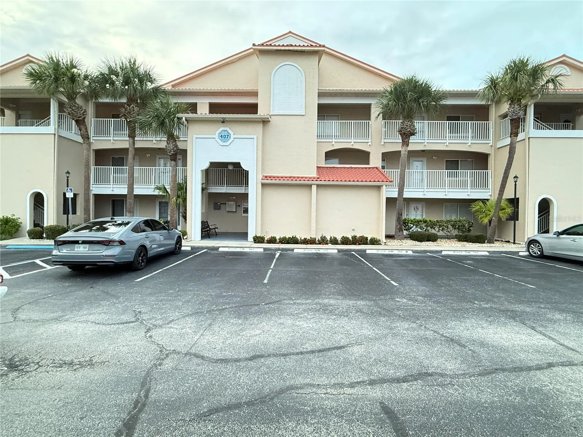 407 Bouchelle Drive New Smyrna Beach FL 32169