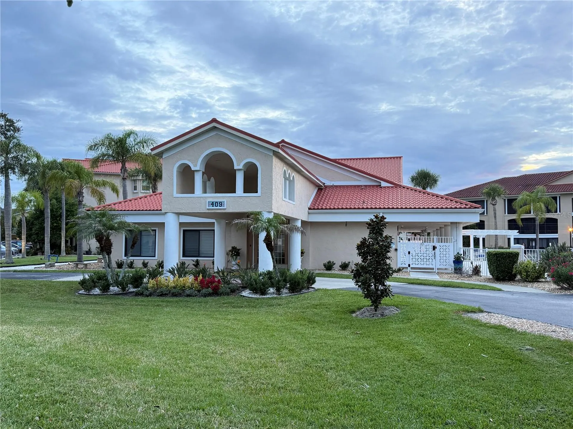 407 Bouchelle Drive New Smyrna Beach FL 32169