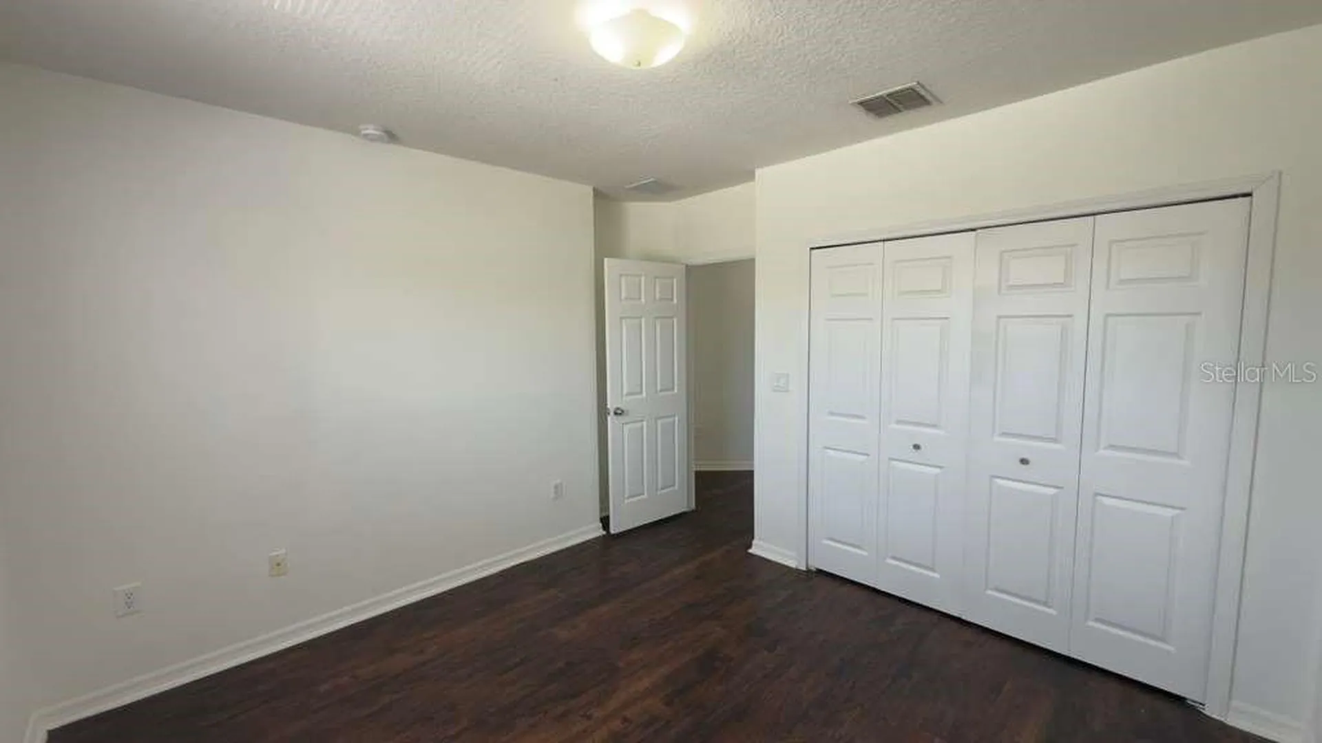 4317 Paradise Cove Court Kissimmee FL 34746
