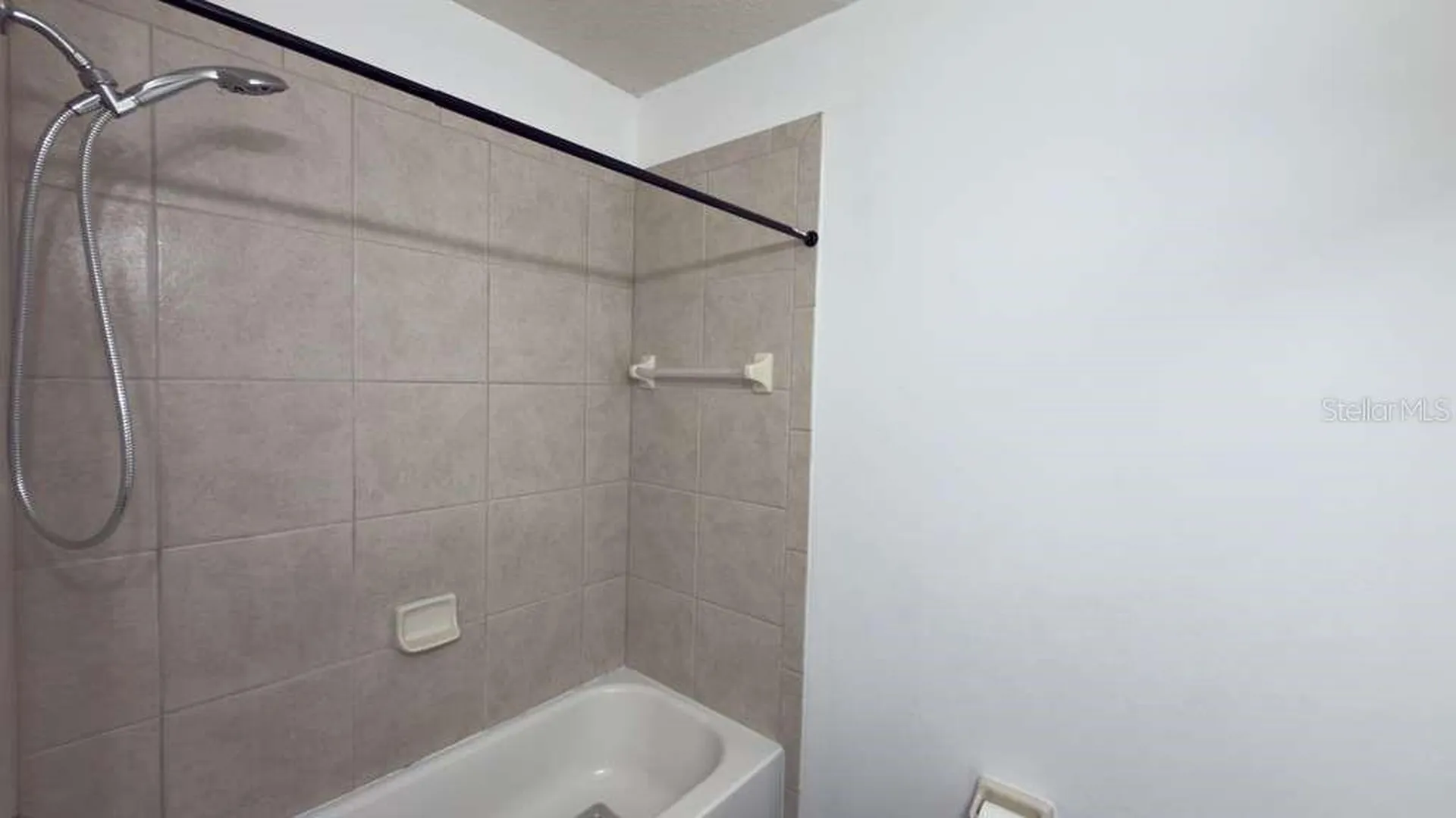 4317 Paradise Cove Court Kissimmee FL 34746
