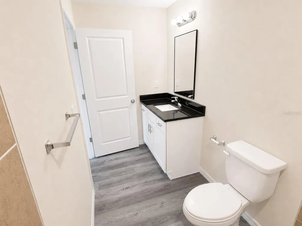4347 Cambio Gardens Court Tampa FL 33610